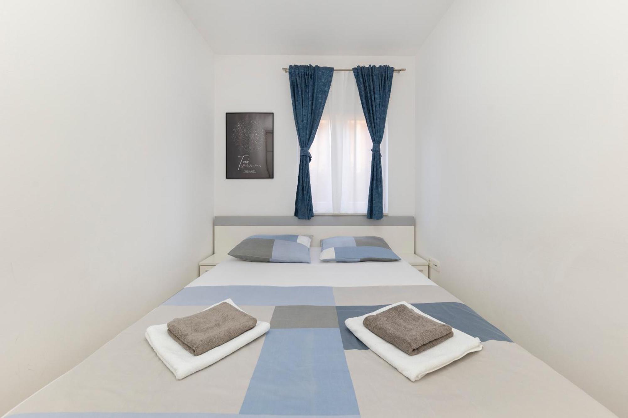 Apartment Matek Zara Esterno foto